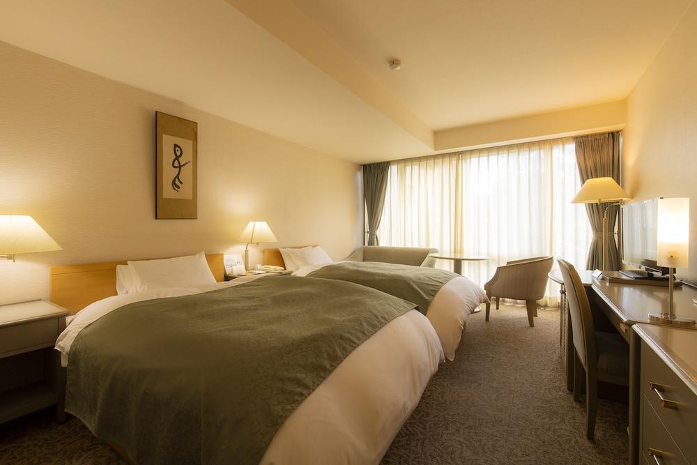 โฮเต็ล ชิรากิคู Hotel เบ็ปปุ ภายนอก รูปภาพ